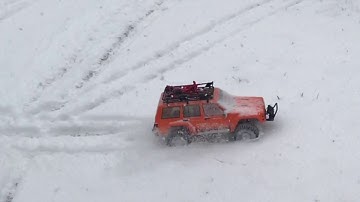 Axial SCX 10 II Build with Mods Snow DAYYY! FUN DAY!!!!  (Fire Storm