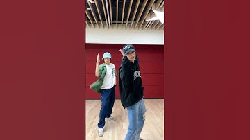 #현진 의 #특챌린지 #S_Class_Challenge 🌠 w/ #2PM #WOOYOUNG #우영 선배님!🌟 #StrayKids #스트레이키즈 #Hyunjin #5_STAR