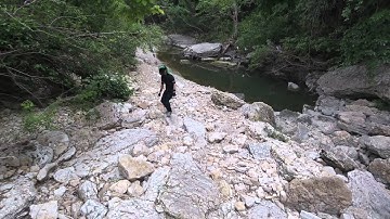 Gaze and gait when walking in rough terrain - External video