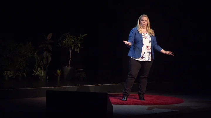 The Clutter Connection | Cassandra Aarssen | TEDxW...