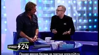 Сергей Бобунец раздает долги Сергей Бобунец раздает долги