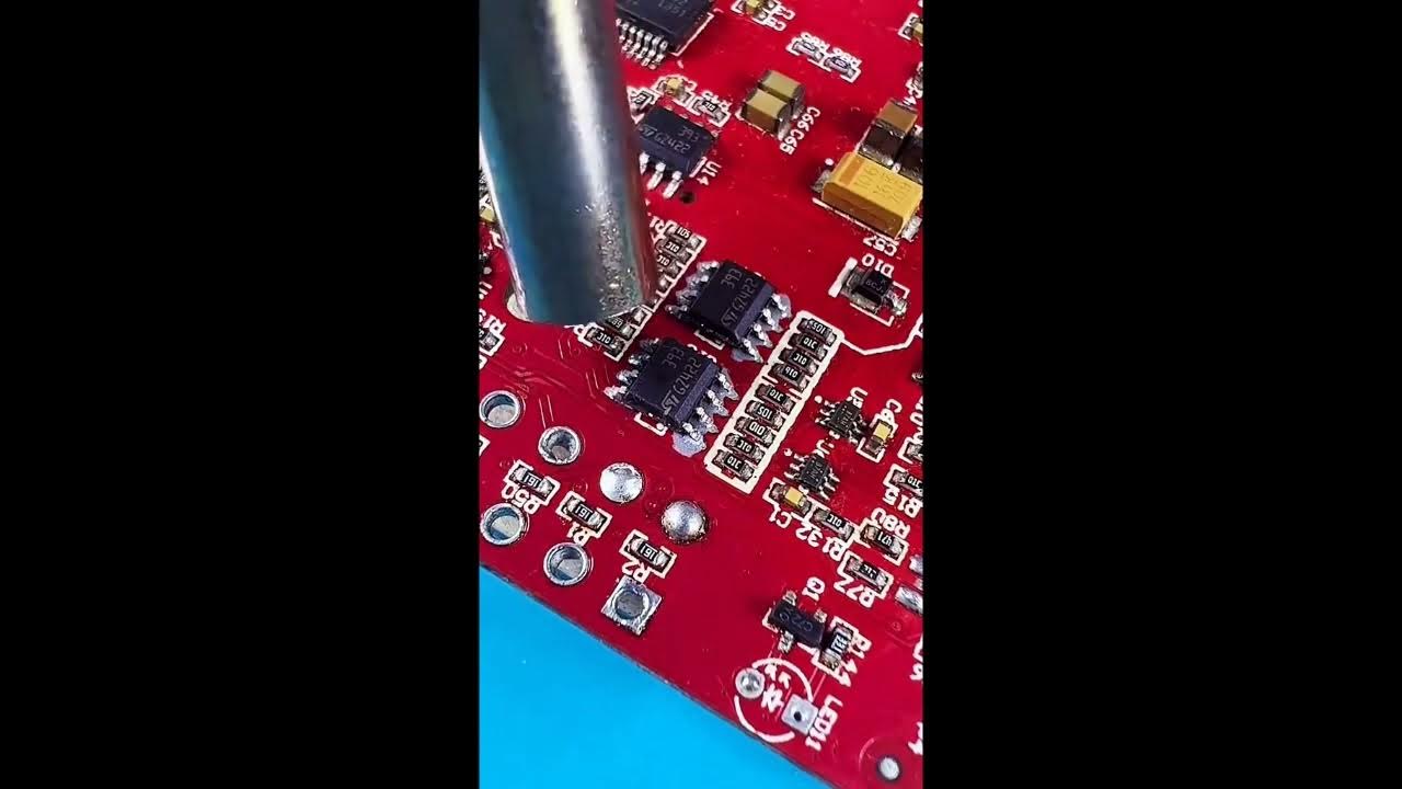 Soldering and desoldering techniques of IC and chip components for