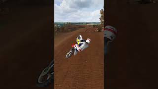 Learning whips in MX SIMULATOR 🤙