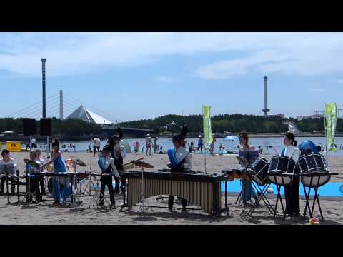 横浜の 海開き で
