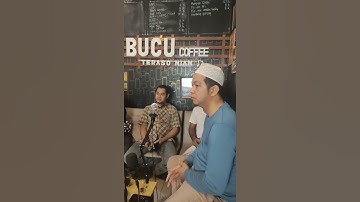 Lagi Ngopi di Bucu rumah Pedo Pencipta Lagu Palembang "Ringam".....