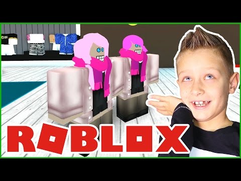 I M Catching Ponyta In Roblox Pokemon Go Youtube - smashing the toilet with a crude knife roblox prison life youtube