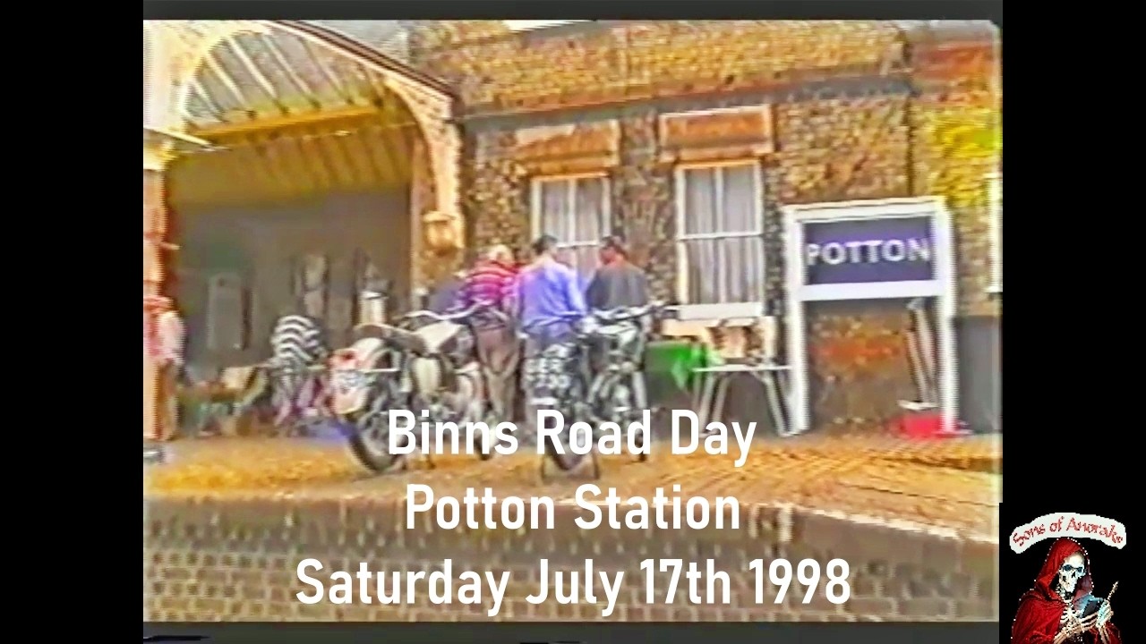Binns Road Day at Potton Station 1998 - Hornby Meccano Dinky Toys etc.