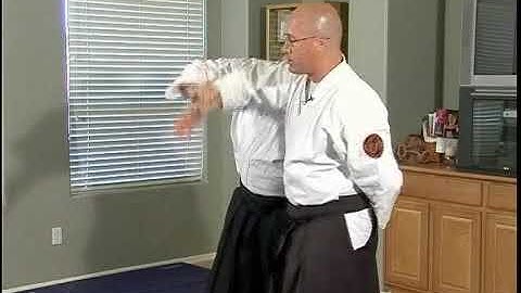 Ushiro Tekubi Tori Sayunage