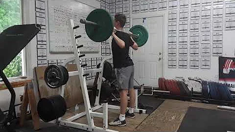 William Cogan 40kg Squat x10 @MTHall 6-21-2021