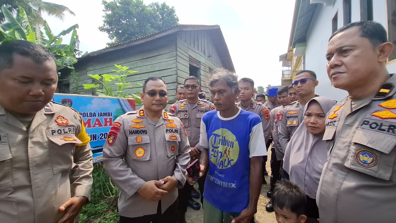 POLAIRUD POLDA JAMBI BONGKAR RUMAH WARGA TAK LAYAK HUNI