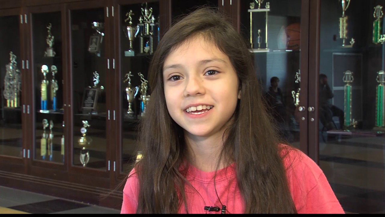 WWE CHAMP VISITS SIPSEY VALLEY MIDDLE YouTube