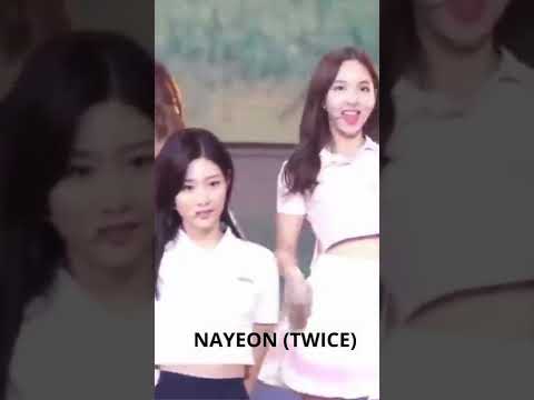 NAYEON (TWICE) BRA SLIPPED DURING INTO THE NEW WORLD PERFORMANCE