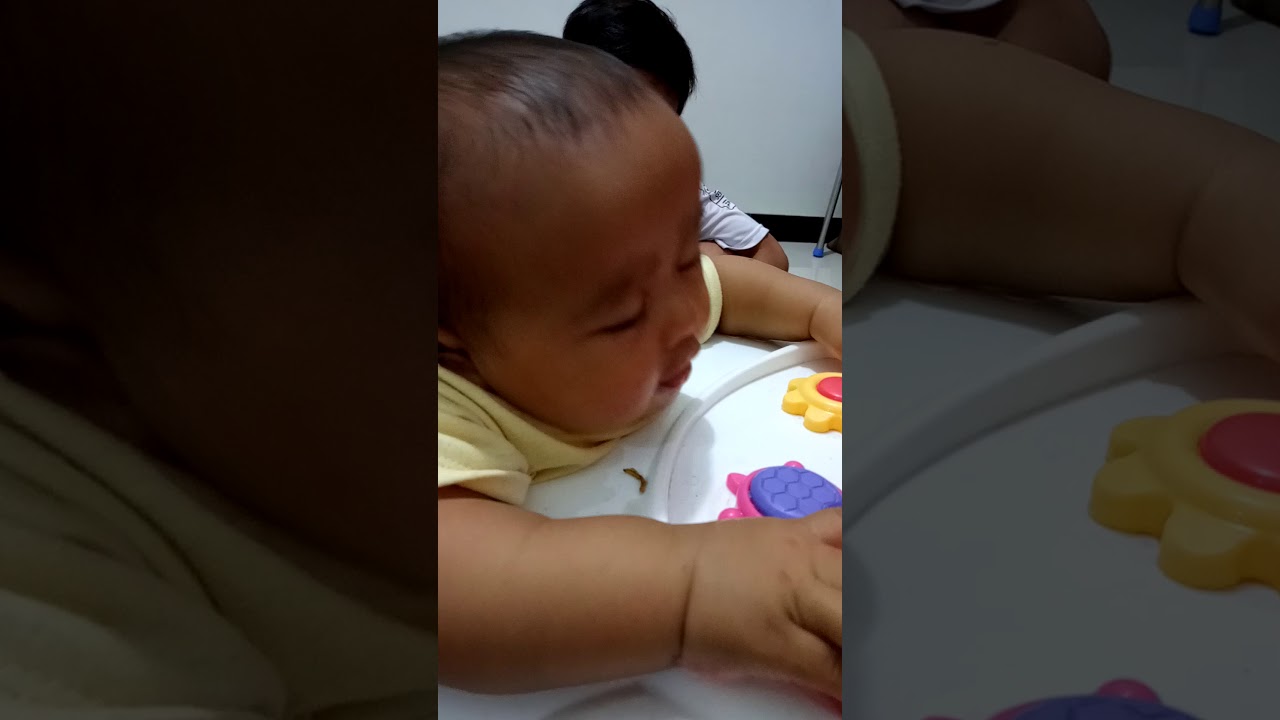 BOCAH BAYI  MAKAN  SAMBIL  NGANTUK YouTube