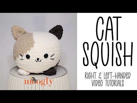 Cat. Chunky pet crochet. Chunky cat. Emotional support crochet