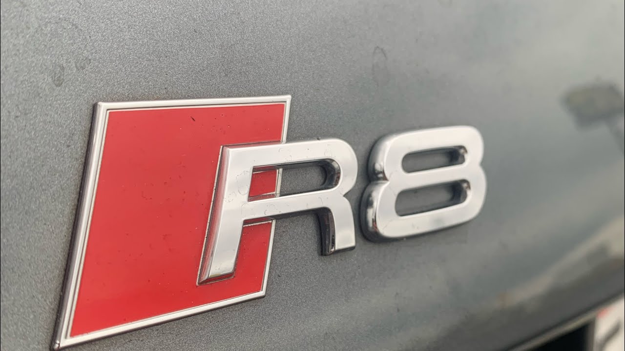 Audi R8 radio upgrade