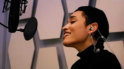 Drama Queen (acoustic)