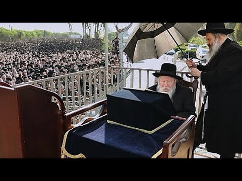האדמו״ר מגור הגיע להפגין מול כלא 10: תיעוד מהמעמד האדיר נגד רדיפת הדת בארץ הקודש