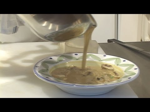 Video: Creamy Smoking Chicken Soup