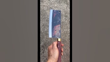 Con dao phở chặt làm bằng thép trục tàu thủy đẹp sắc nước nghiêng thành sắc bén như nước