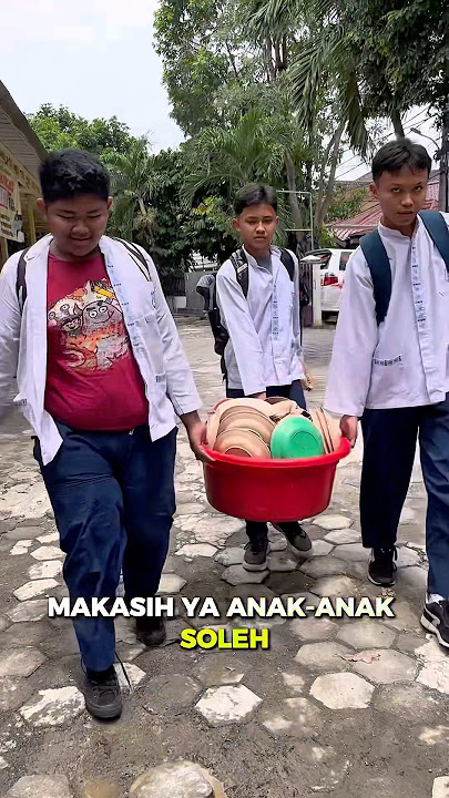 Dikerjakan tanpa disuruh #makangratis #jummamubarak