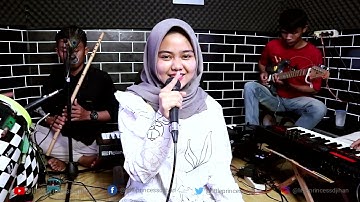 MONG DI WAYU MUSIK TENGDUNG SANDIWARA VOC. AAN ANISA