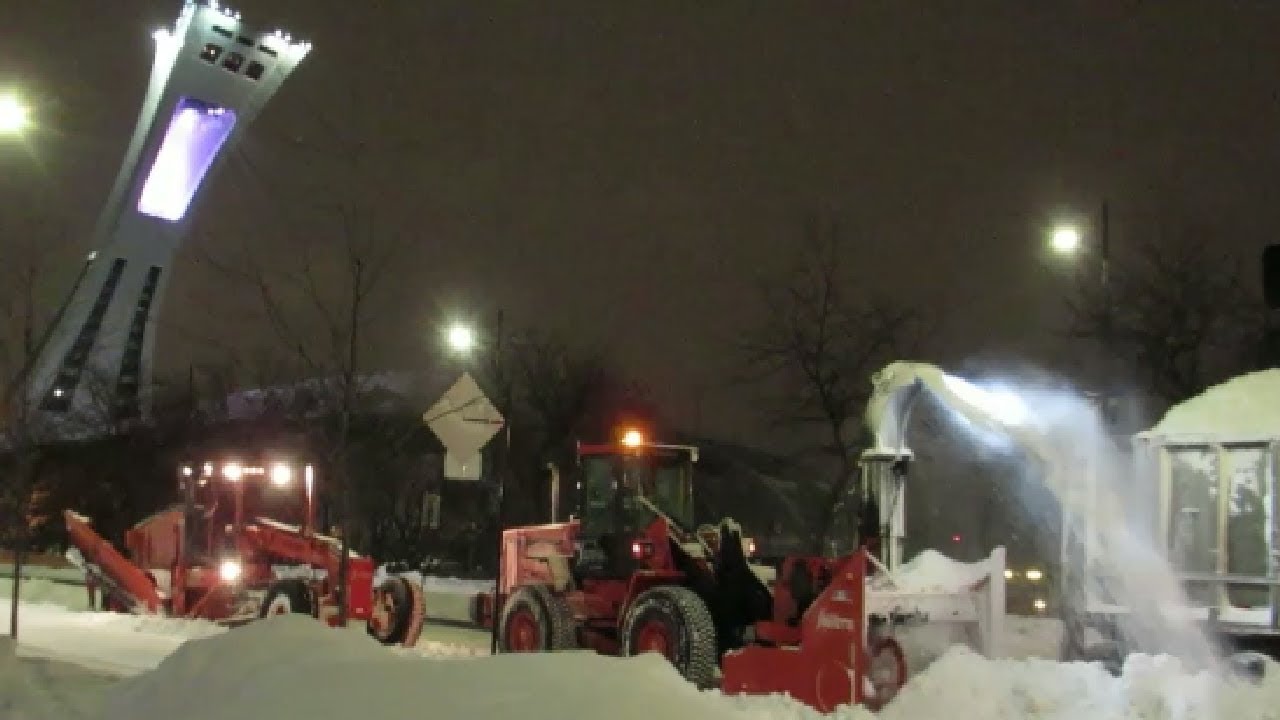 SNOW REMOVAL JOB BY MONTREAL'S OLYMPIC STADIUM ! 021319 YouTube
