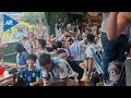 Argentinos en Costa Rica celebran el campeonato de su selección tras sufrida final