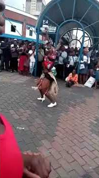 Gqilaz'umthakathi