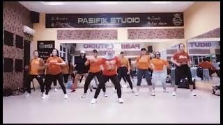 Zumba Taka-Taka with Zin Endah......Semangat