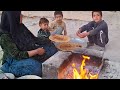 Pregnant nomadic woman struggling for her children