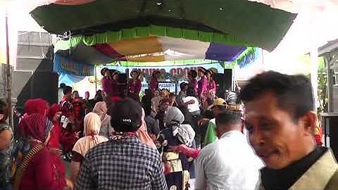 BUAH KAWUNG GENDING JAIPONG LAYUNG GROUP SHOW LIVE SEMBUNG
