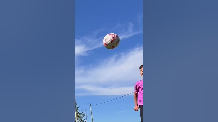El balón botando adentro del área🥵