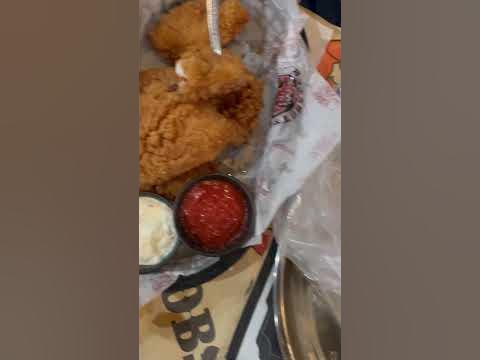 Dinner at 192 Crab and Lobster, Juicy Seafood and Bar - YouTube