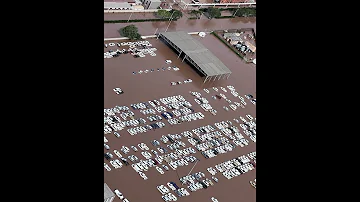 Flood-hit Toyota halts production at its Durban plant