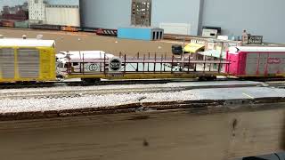 Ho Scale Atlas Cn Gp40-2W, Rapido Mlw M420, And New Rapido Hawker Siddley Van.