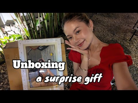 Unboxing a surprise gift from my fan ❤️