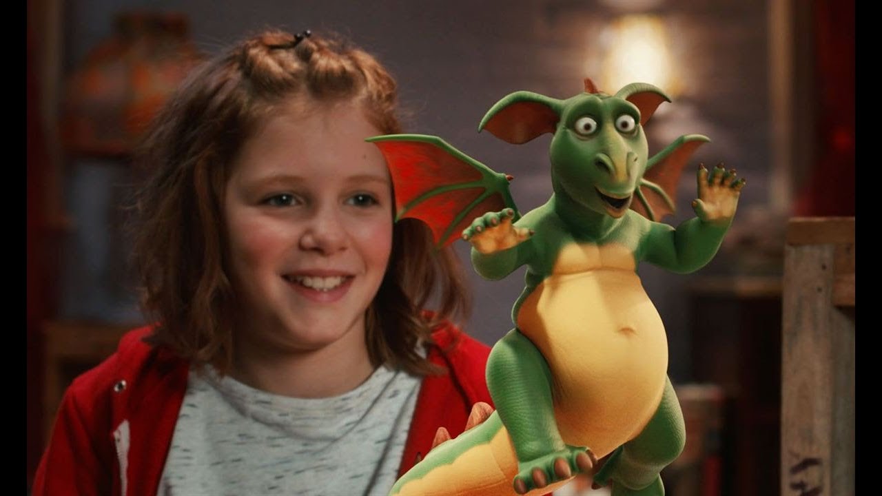 Qiz ozini sabzavot bilan sikdi