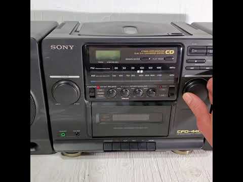 Vintage Sony CFD-440 CD Cassette Player AM/FM Radio Cassette Boombox Detachable