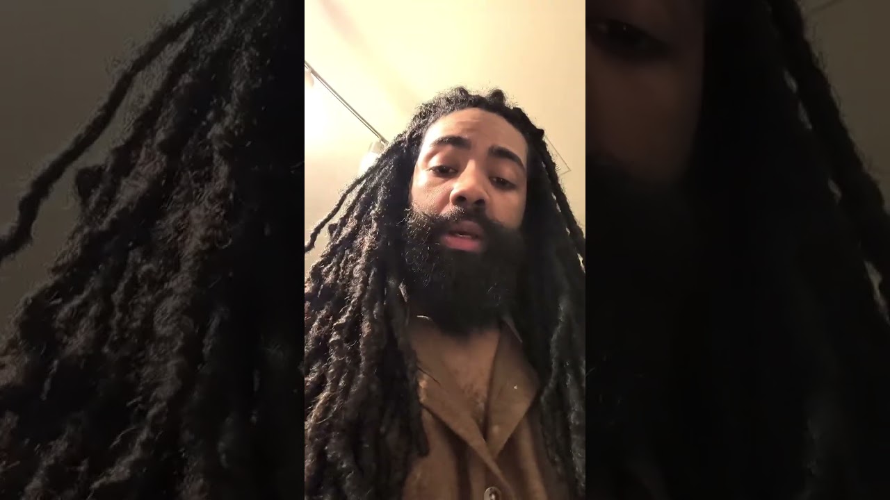 Dry feeding, just throw it in #bakery #sourdoughstarter #sourdough