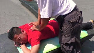 Luo Dong Spiritual Chi Massage Man Body In Public 罗东公园按摩 111