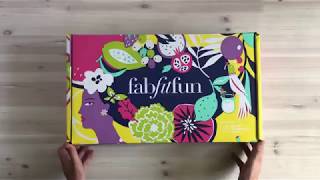 Unboxing | FabFitFun Summer 2018 (with add-on clutch)