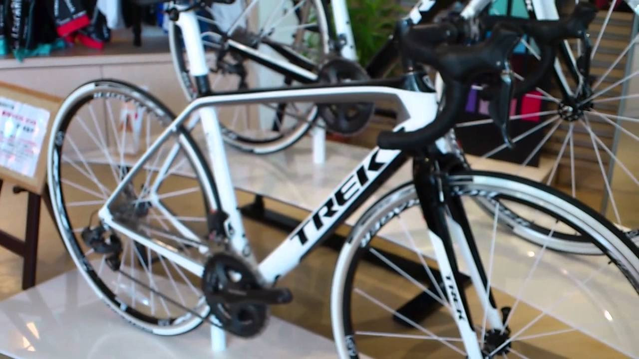 TREK 2013 Project One MADONE 7 Select WBB - YouTube