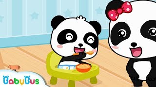 little panda feeds panda miumiu baby panda care kids role play babybus