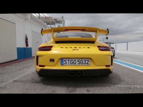 Porsche 911 GT3 991.2 Manual Gearbox Track Driving And Exhaust Noise - Porsche 911 GT3 991.2 Manual Gearbox Track Driving And Exhaust Noise