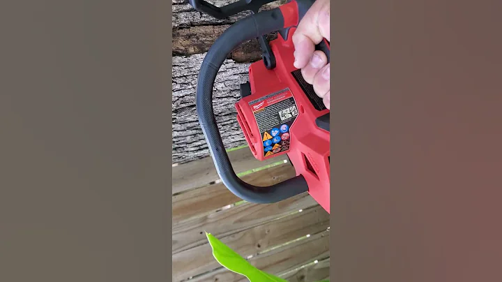 cutting with 2826-20c milwaukee top handle chainsaw