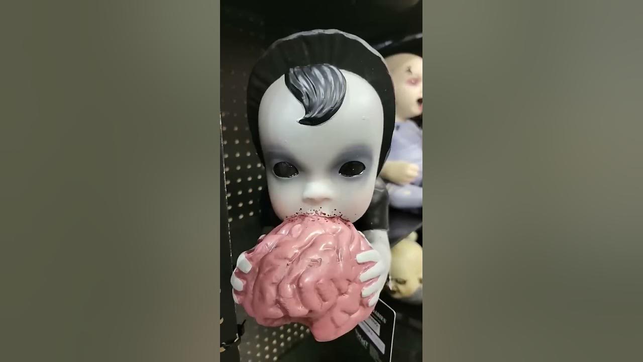 ZOMBIE BABIES LOVE SNACKS!!