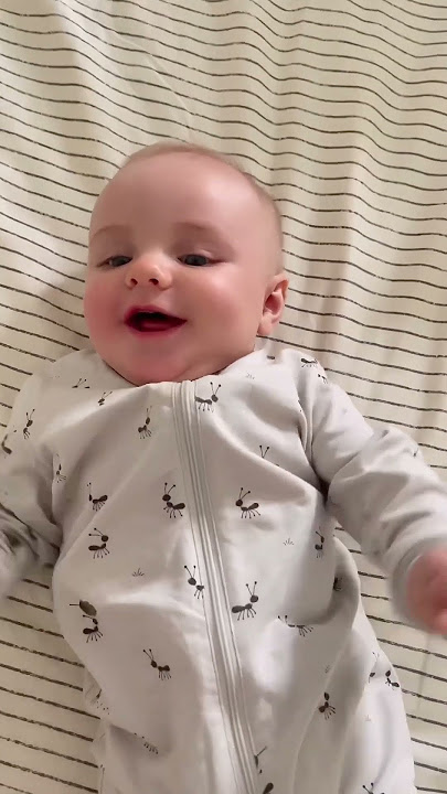 How I get my 4 month old to sleep through the night #babysleep #babysleeptips #babysleeping