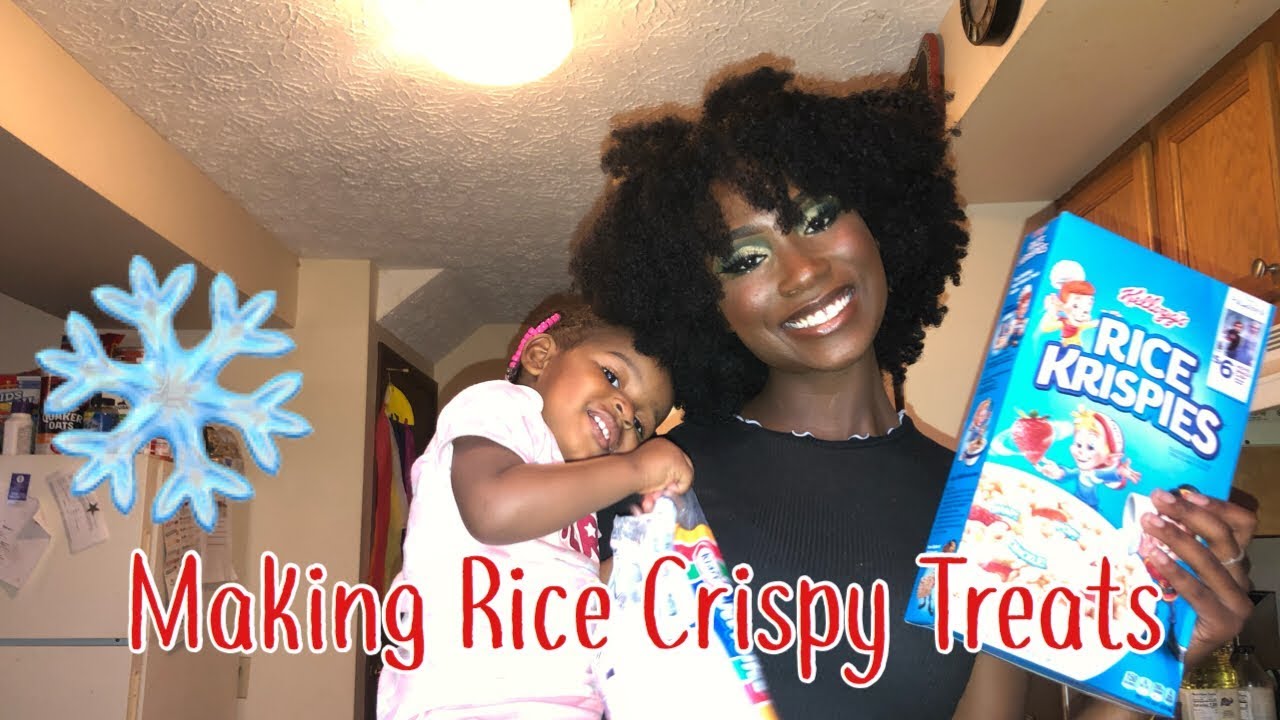 BACK AT THE GYM AND MAKING RICE CRISPY TREATS | VLOGMAS DAY 17 & 18