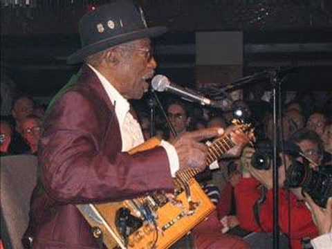 Rob Mackenzie - "Bo Diddley"