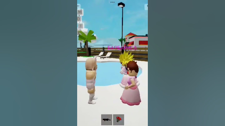 Играем в роблокс!!! Хотите поиграть со мно пишите в комментариях ник👇😄👇